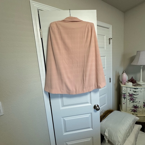 Peach Blazer | size 18 - Picture 2 of 3